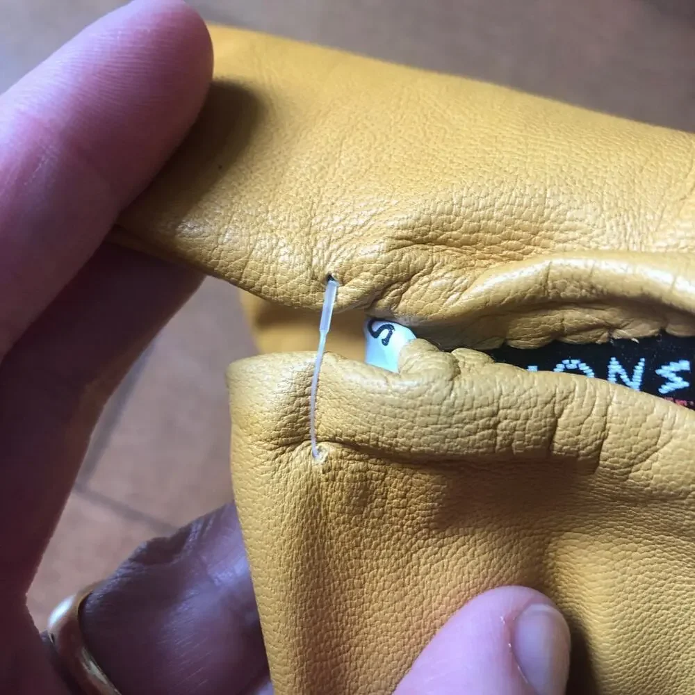NWT Vintage Wilson Leather Gloves in yellow Size small